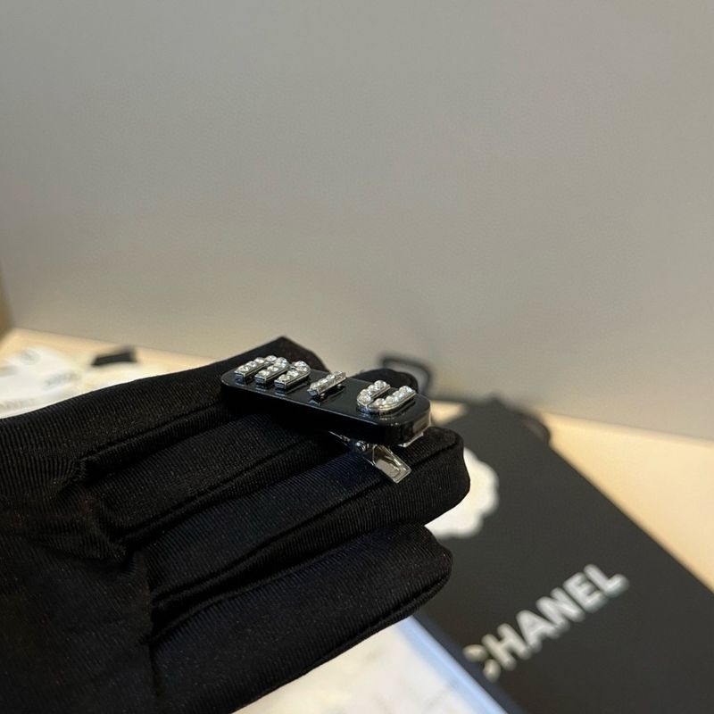 Miu Miu Hair Clips 298053 Wholesale